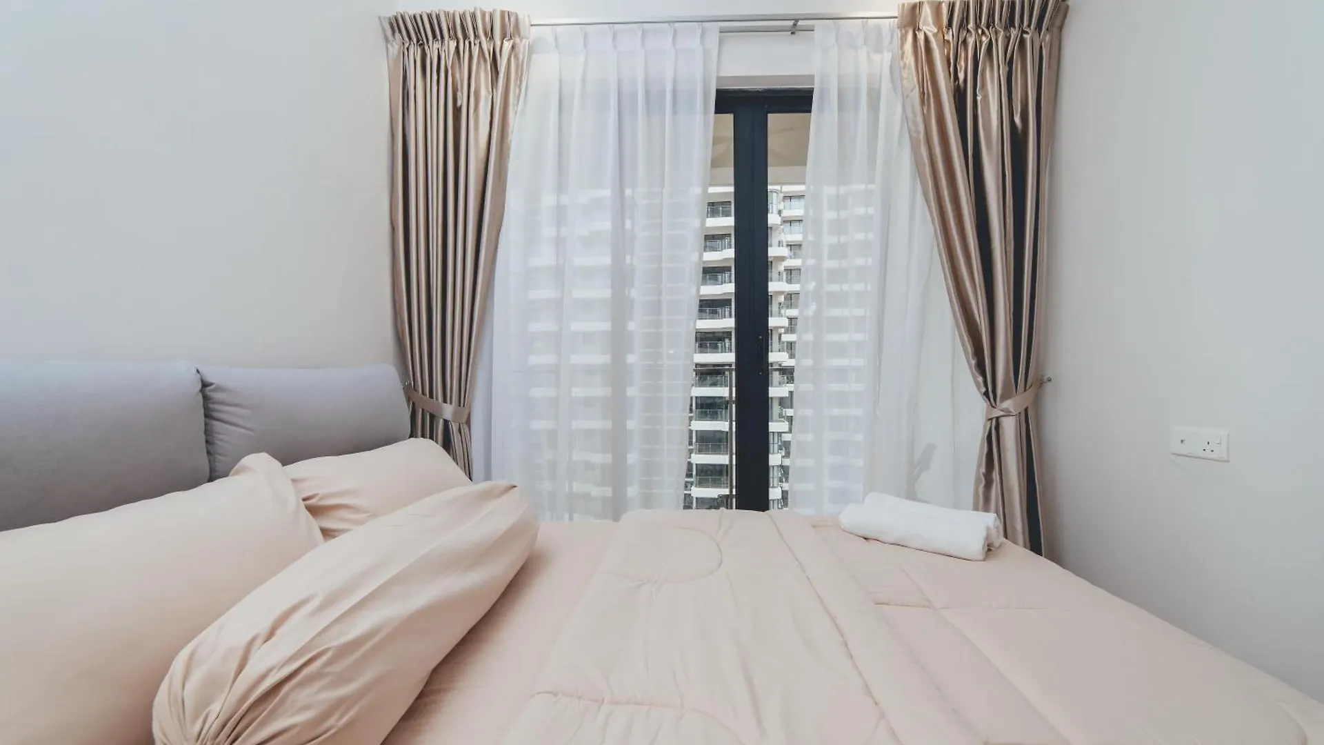 Danga Bay Coastal Horizon 3Br 8Pax W 3Balcony By Our Stay Johor Bahru
