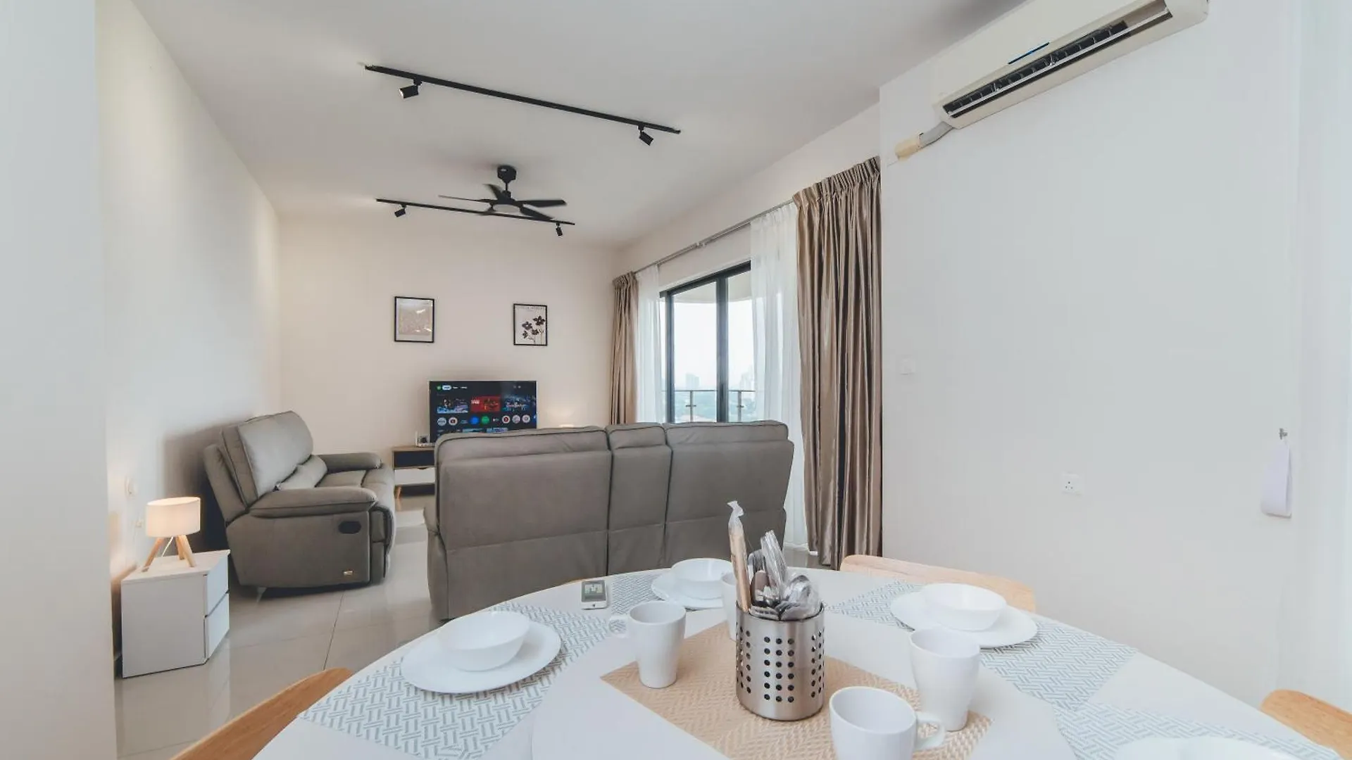 Apartment Danga Bay Coastal Horizon 3Br 8Pax W 3Balcony By Our Stay Johor Bahru