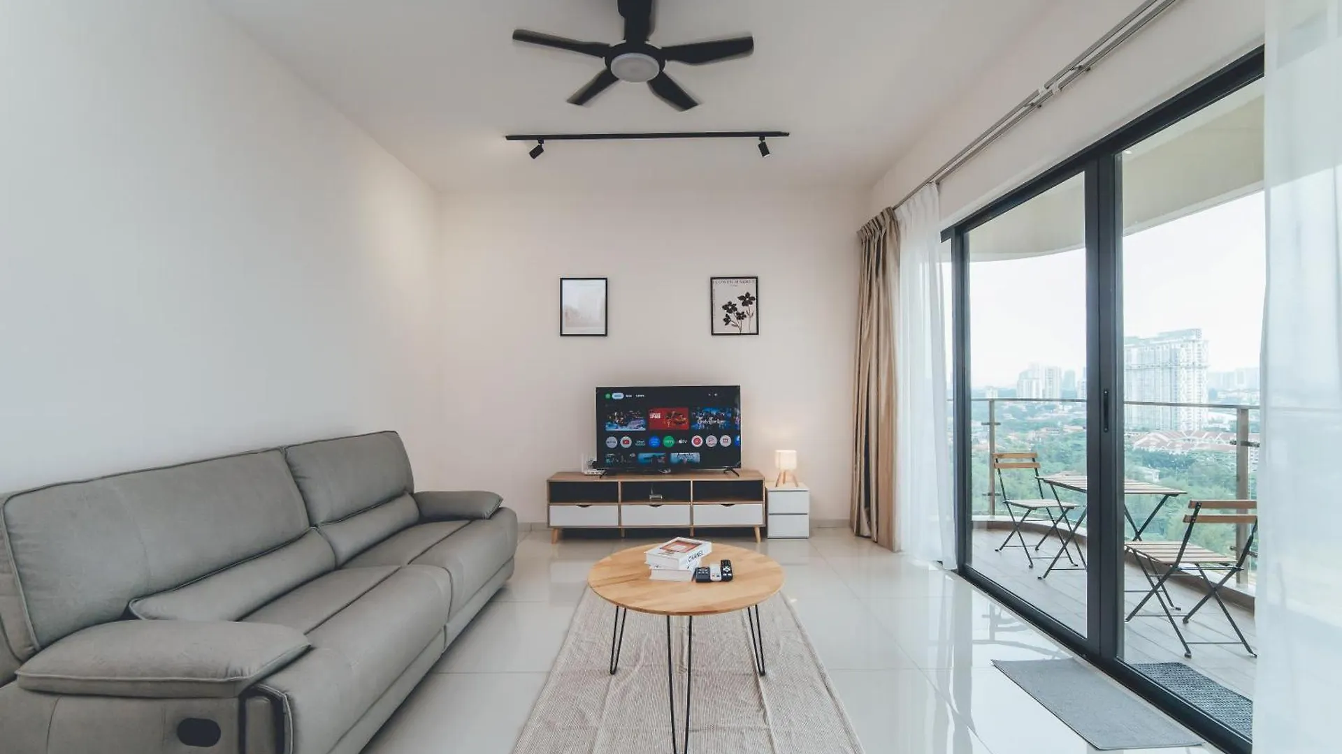 Danga Bay Coastal Horizon 3Br 8Pax W 3Balcony By Our Stay Johor Bahru